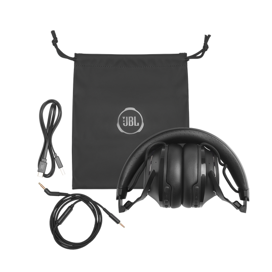 JBL Club 700BT - Black - Wireless on-ear headphones - Detailshot 6